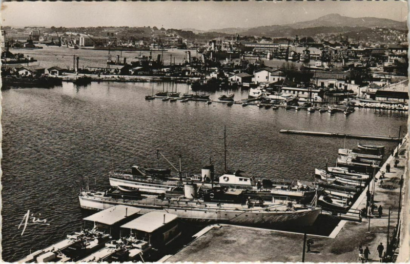 Carte postale ancienne Toulon La Rade et le Port France à Toulon