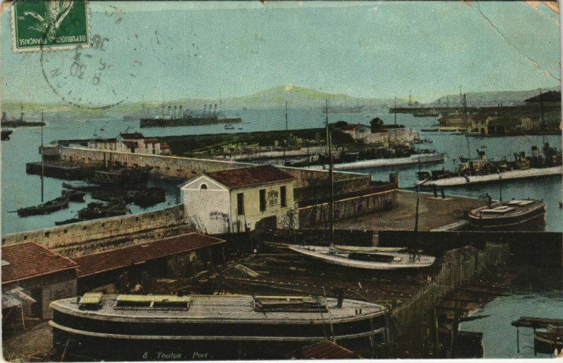 Carte postale ancienne Toulon Le Port France à Toulon