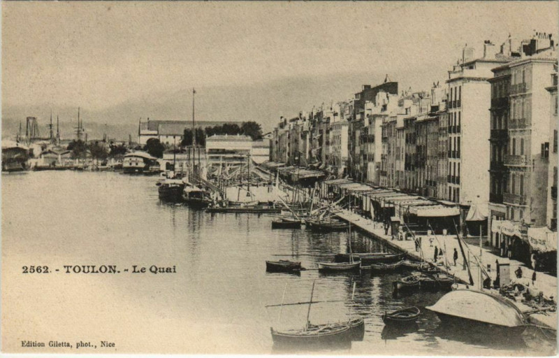 Carte postale ancienne Toulon Le Quai France à Toulon
