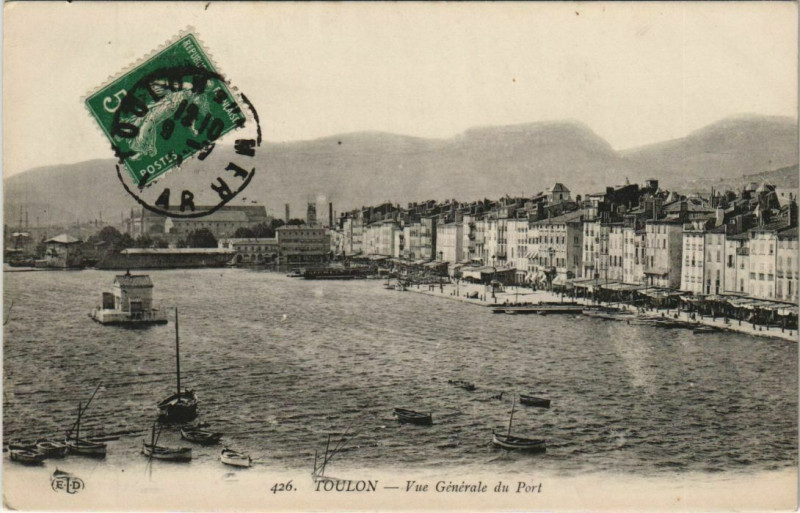 Carte postale ancienne Toulon vue generale du Port France à Toulon