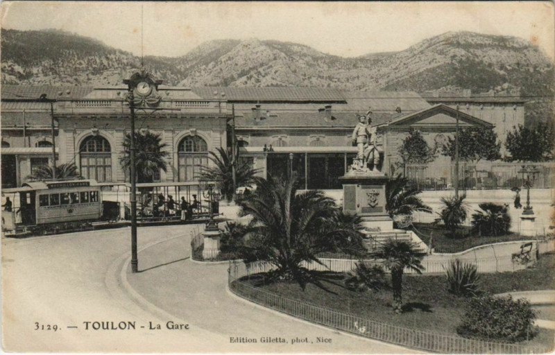 Carte postale ancienne Toulon La Gare France à Toulon