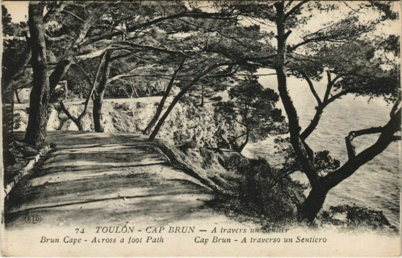 Carte postale ancienne Toulon Cap Brun ,a travers un Sentier France à Toulon