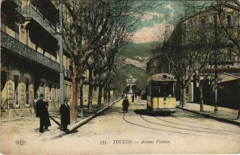 Carte postale ancienne Toulon Avenue Vauban France à Toulon