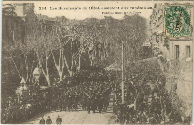 Carte postale ancienne Toulon Les Survivants du Iena France à Toulon