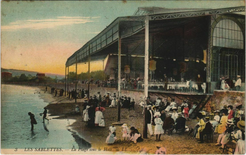 Carte postale ancienne Toulon La Plage sous le Hall France à Toulon