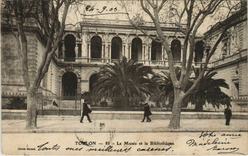 Carte postale ancienne Toulon Le Musee et la Bibliotheque France à Toulon
