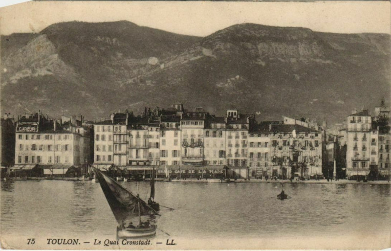 Carte postale ancienne Toulon Le Quai Cronstadt France à Toulon