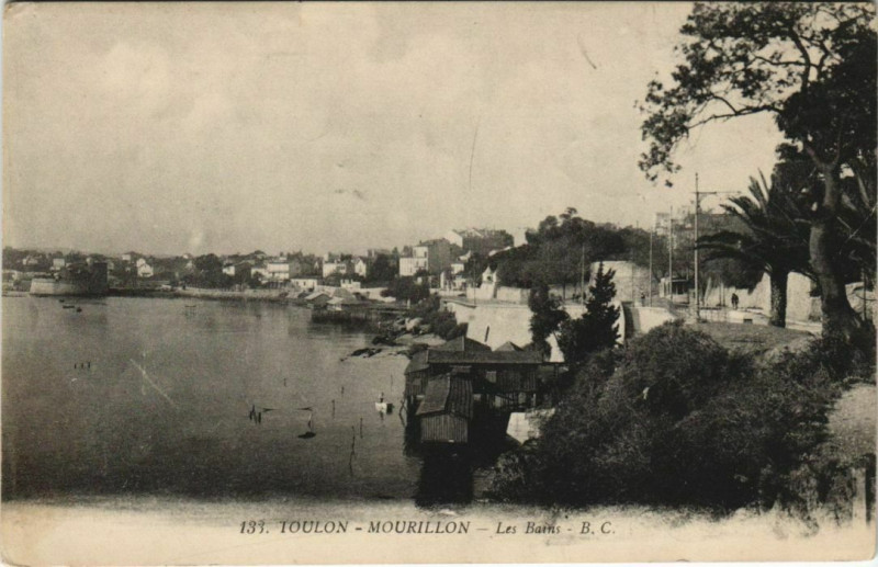 Carte postale ancienne Toulon Mourillon ,Les Bains France à Toulon