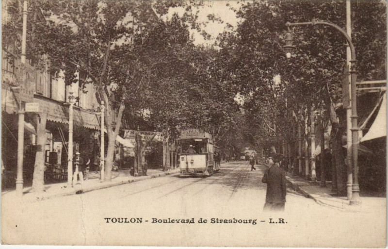 Carte postale ancienne Toulon Boulevard de Strasbourg France à Toulon
