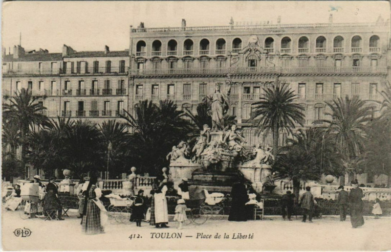 Carte postale ancienne Toulon Place de la Liberte France à Toulon
