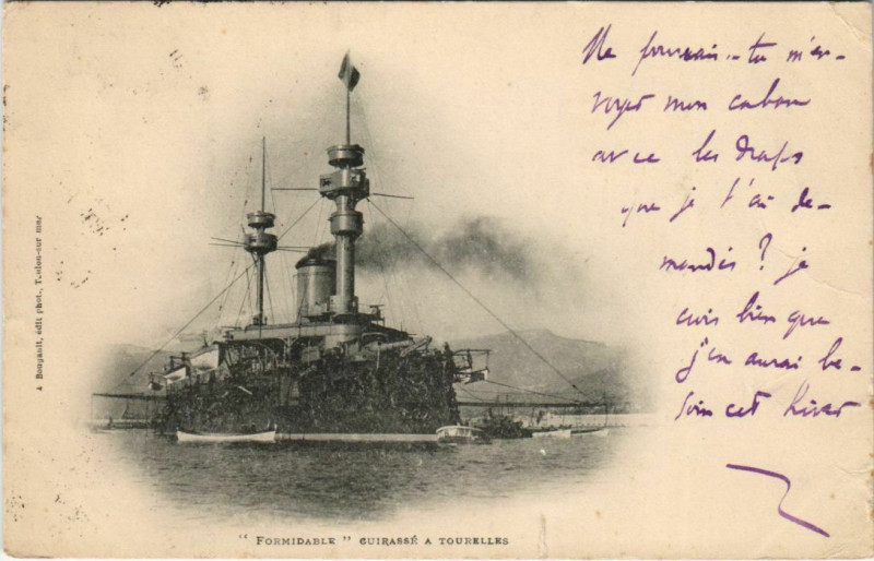 Carte postale ancienne Toulon Formidable Cuirasse a tourelles France à Toulon