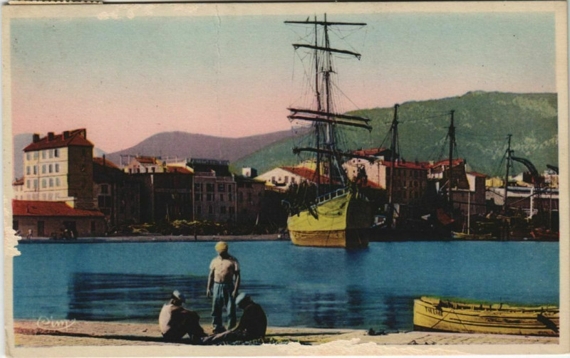 Carte postale ancienne Toulon Port Marchand France à Toulon