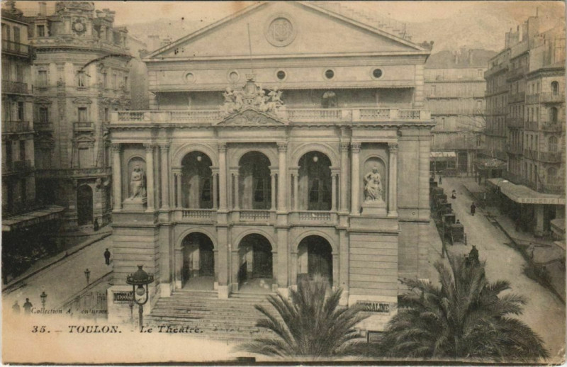 Carte postale ancienne Toulon Le Theatre France à Toulon