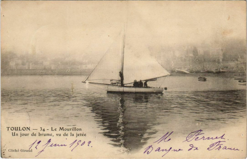Carte postale ancienne Toulon Le Mourillon ,Un jour de brume France à Toulon