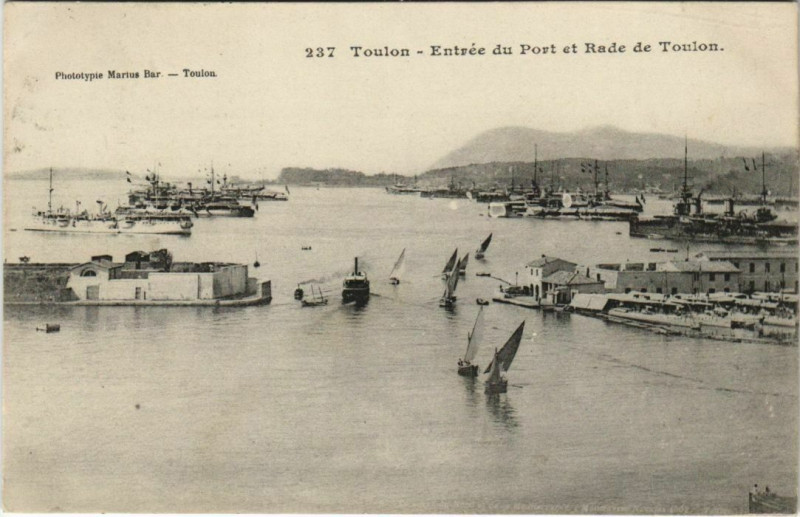 Carte postale ancienne Toulon Entree du Port et Rade de Toulon France à Toulon