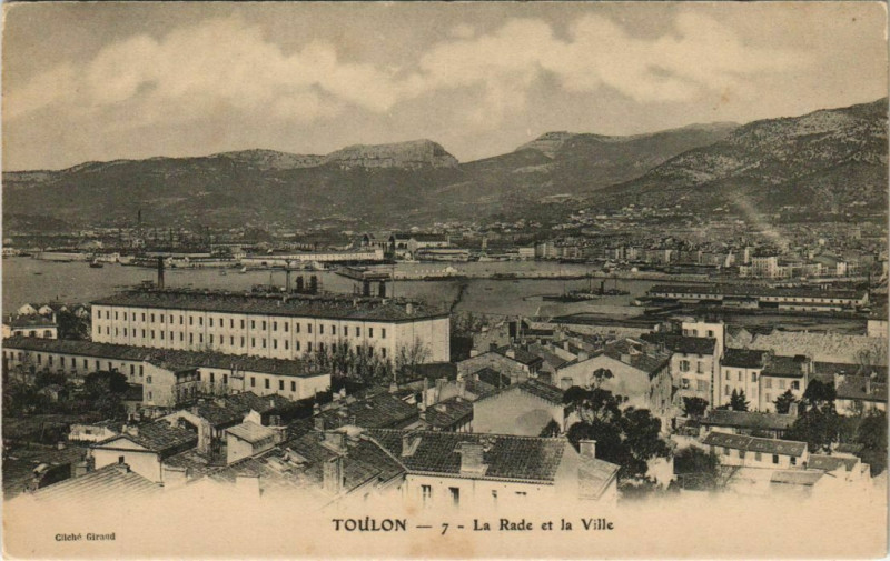 Carte postale ancienne Toulon La Rade et la Ville France à Toulon