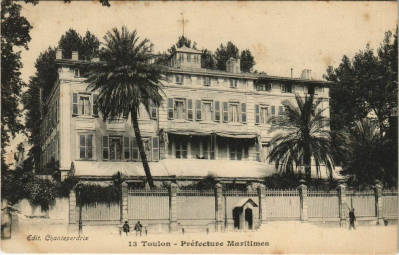 Carte postale ancienne Toulon Prefecture Maritimes France à Toulon