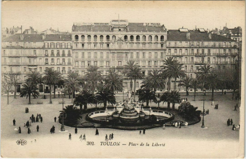 Carte postale ancienne Toulon Place de la Liberte France à Toulon