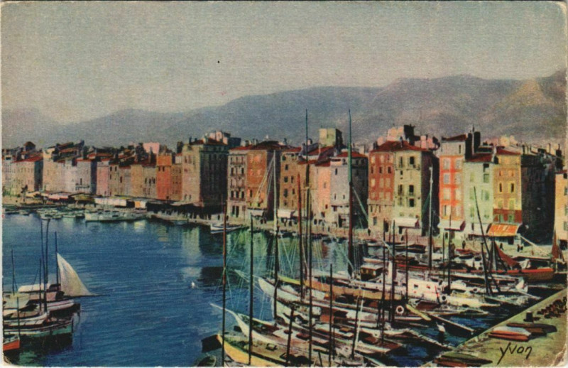 Carte postale ancienne Toulon Les Quais France à Toulon
