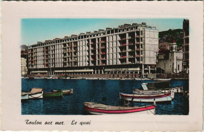 Carte postale ancienne Toulon Le Quai France à Toulon