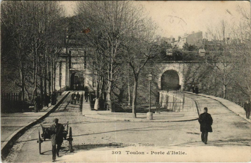 Carte postale ancienne Toulon Porte d'Italie France à Toulon
