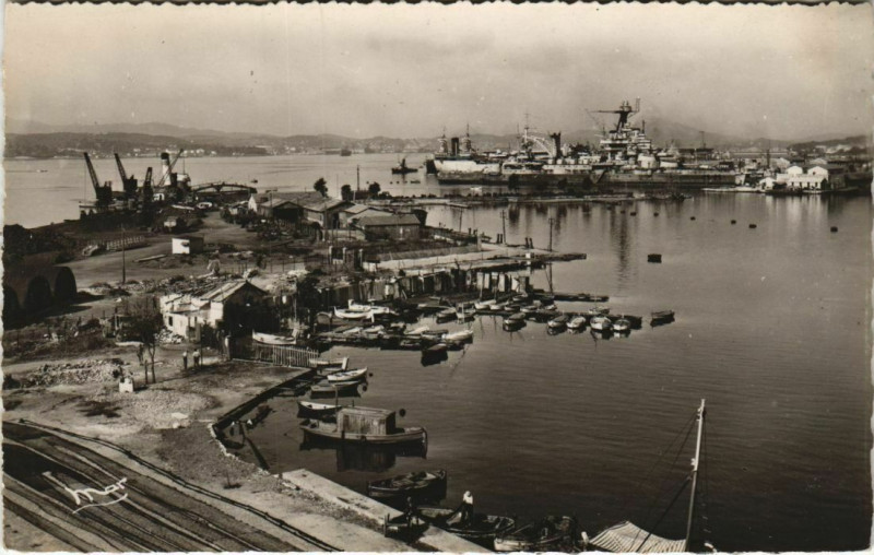 Carte postale ancienne Toulon Le Petit Rang France à Toulon