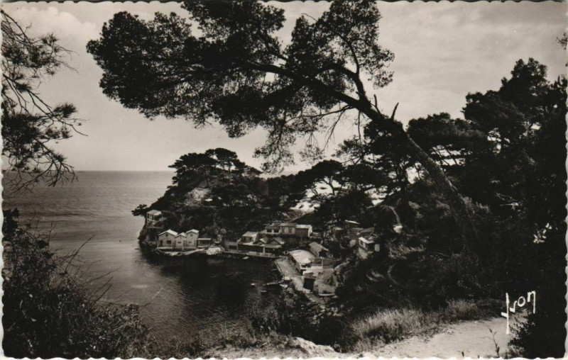 Carte postale ancienne Toulon Le Cap Brun ,Port Magaud France à Toulon
