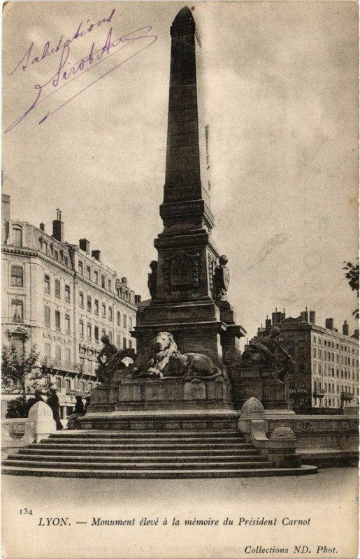 Carte postale ancienne Lyon Monument à Lyon