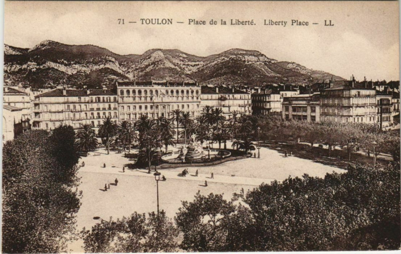 Carte postale ancienne Toulon Place de la Liberte France à Toulon