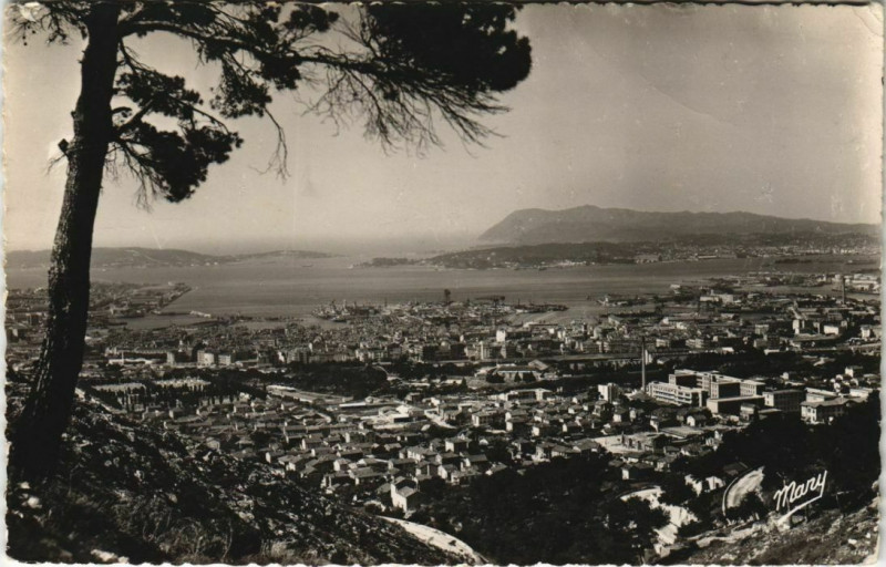 Carte postale ancienne Toulon vue generale France à Toulon