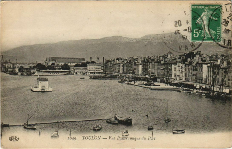 Carte postale ancienne Toulon vue panoramique du Port France à Toulon