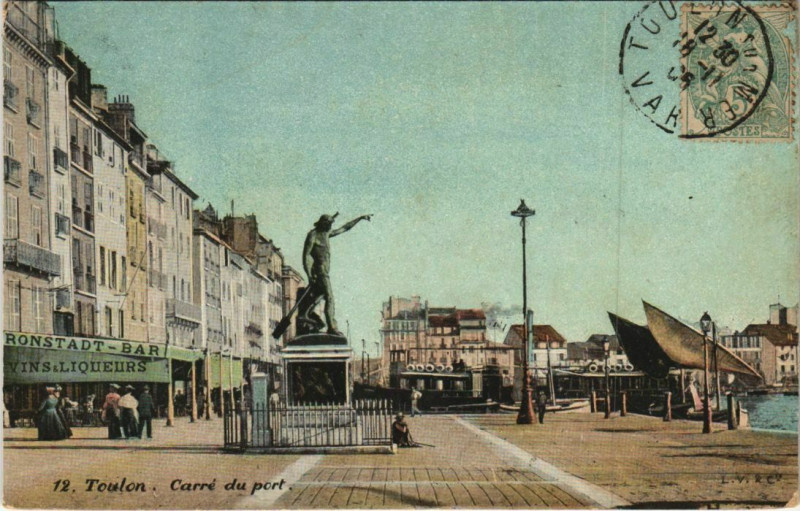 Carte postale ancienne Toulon Carre du Port France à Toulon