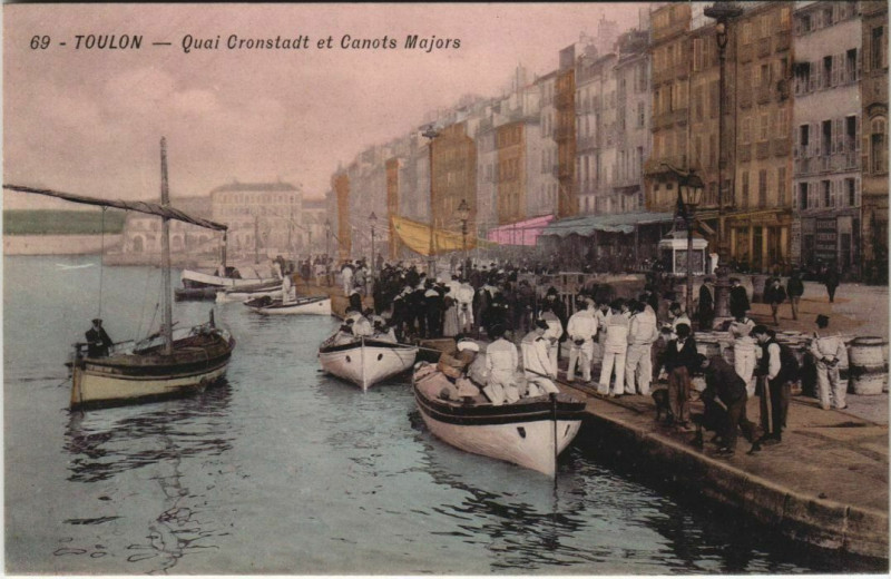 Carte postale ancienne Toulon Quai Cronstadt et Canots Majors France à Toulon