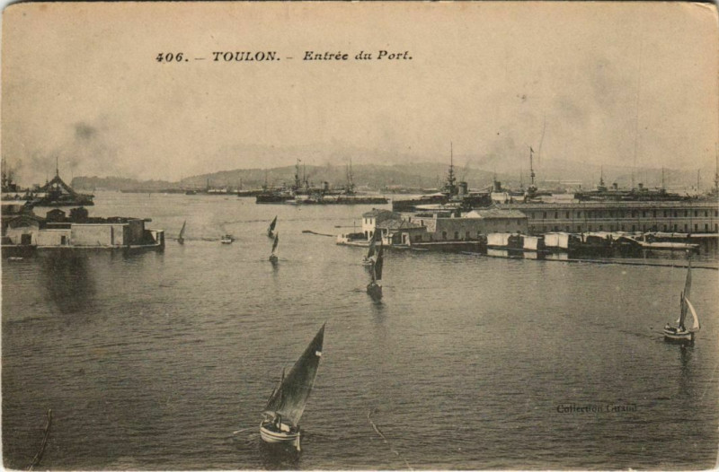 Carte postale ancienne Toulon Entree du Port France à Toulon