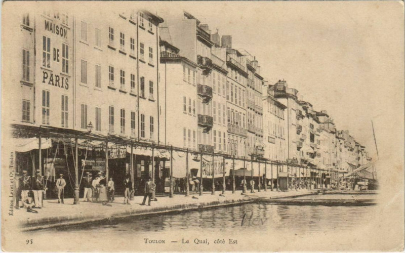 Carte postale ancienne Toulon Le Quai France à Toulon