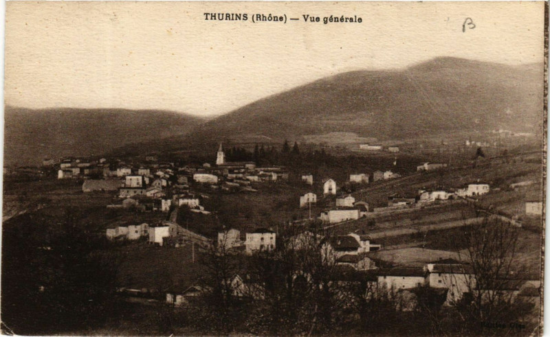 Carte postale ancienne Thurin - Vue generale