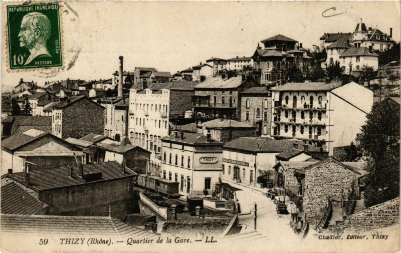 Carte postale ancienne Thizy - Quartier de la Gare