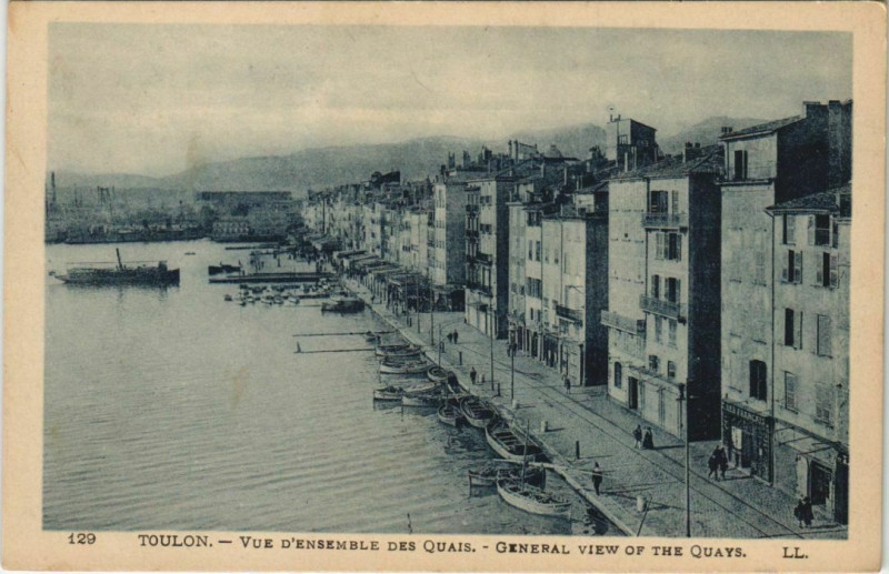 Carte postale ancienne Toulon vue d'ensemble des Quais France à Toulon