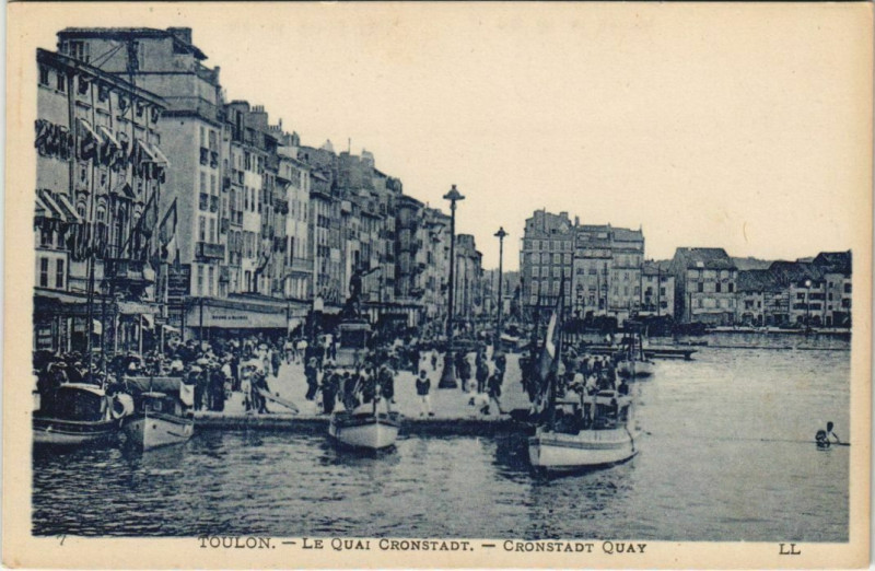 Carte postale ancienne Toulon Le Quai Cronstadt France à Toulon