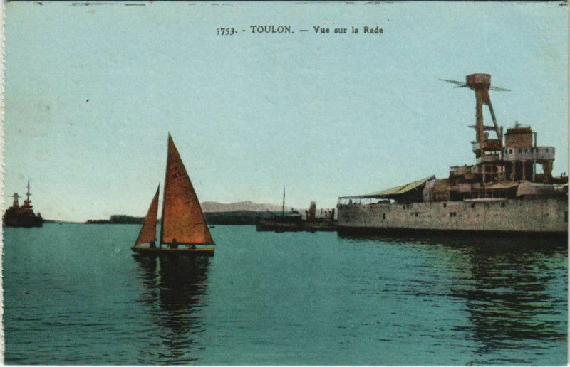 Carte postale ancienne Toulon Vue sur la Rade France à Toulon