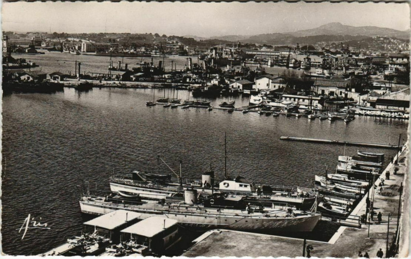 Carte postale ancienne Toulon La Rade et le Port France à Toulon