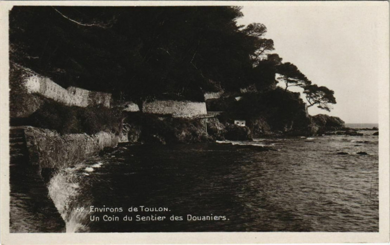 Carte postale ancienne Toulon Un coin du Sentier des Douaniers France à Toulon