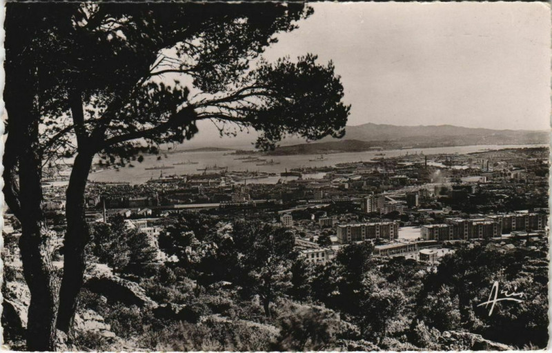 Carte postale ancienne Toulon vue generale France à Toulon