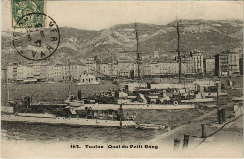 Carte postale ancienne Toulon Quai du Petit Rang France à Toulon