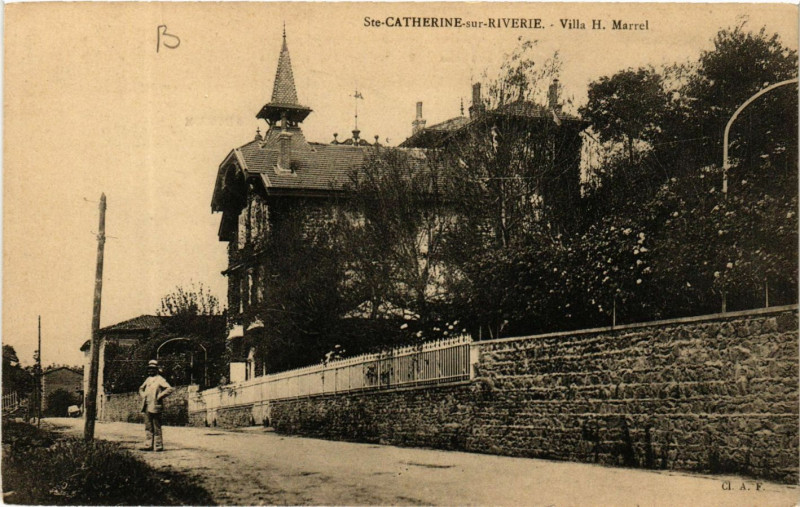 Carte postale ancienne Ste Catherine sur Riverie - Villa h. Marrel à Riverie