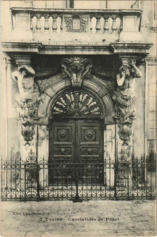 Carte postale ancienne Toulon Carriatides de Puget France à Toulon