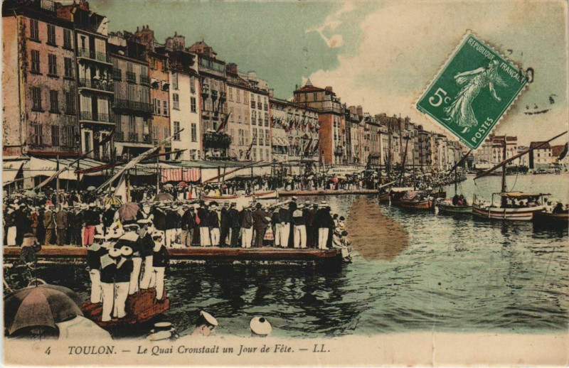 Carte postale ancienne Toulon Le Quai Cronstadt un Jour de Fete France à Toulon