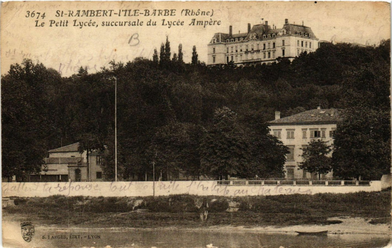 Carte postale ancienne St Rambert l'ile Barbe - Le Petit Lycée succursale du Lycée Ampére