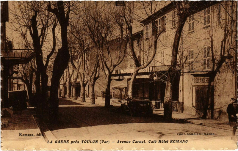 Carte postale ancienne La Garde pres Toulon - Avenue Carnet Cafe Hotel-Romanc à Toulon