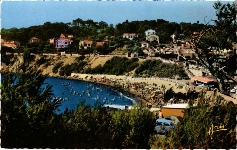 Carte postale ancienne Sanary - La Plage de Port-Issol